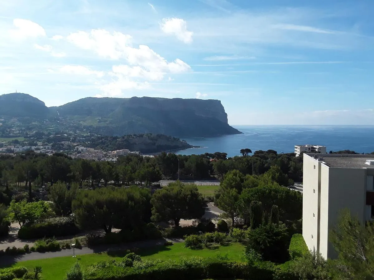 Magnifique Vue Baie Et Cap Canaille Parking/Piscine Cassis Franciaország