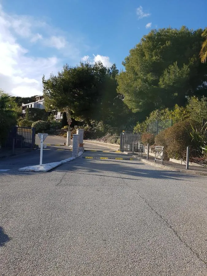 Magnifique Vue Baie Et Cap Canaille Parking/Piscine Cassis 0*,  France